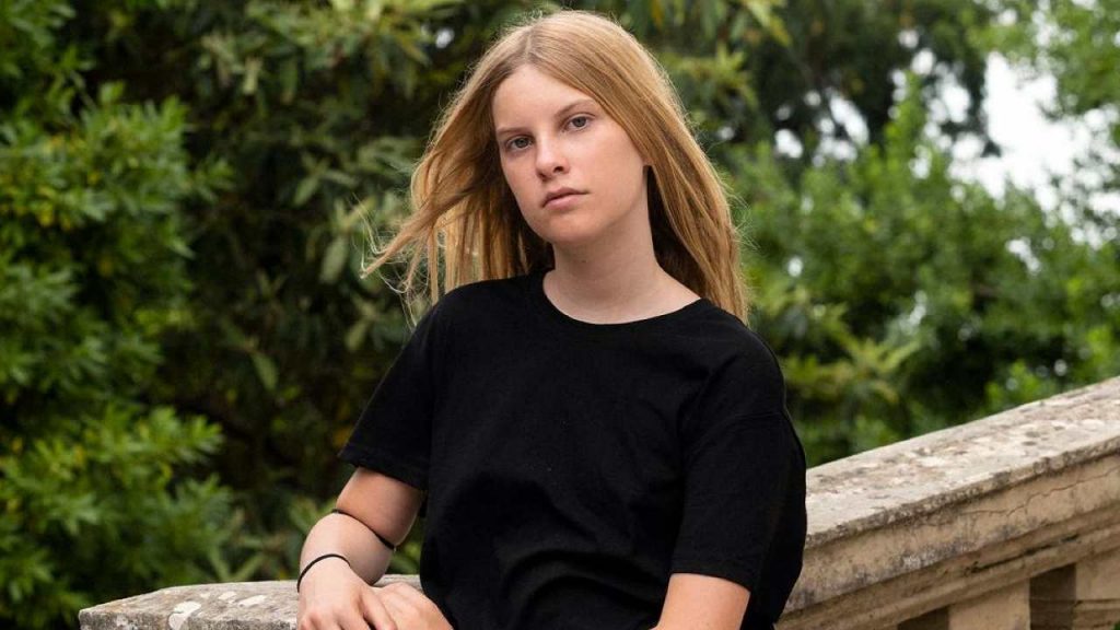 Sveva Accorrà età, scuola, Il Collegio Tutto quello che c'è da